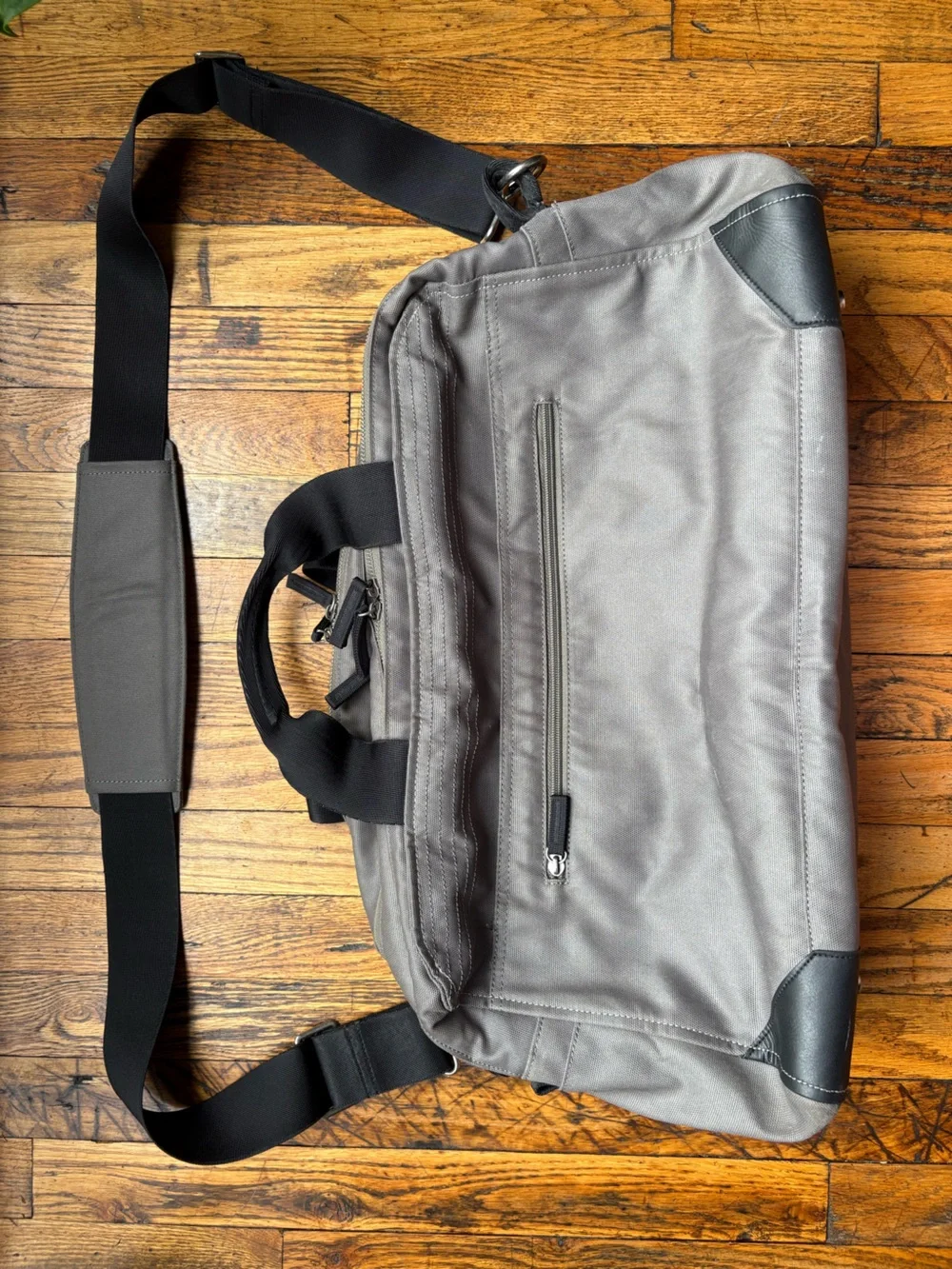 Pakt One by Malcolm Fontier and The Minimalists